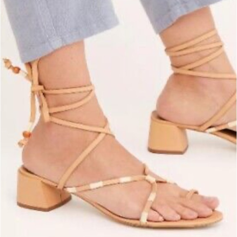 Brand New Free People Hermosa Lace Up Tan Leather Strappy Sandals SIZE 39